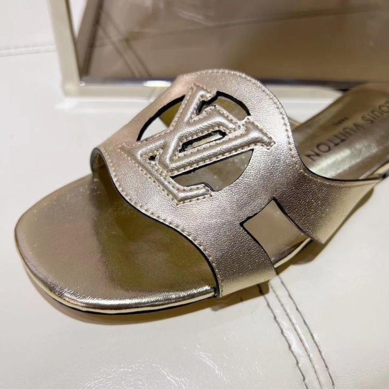 Louis Vuitton Slippers